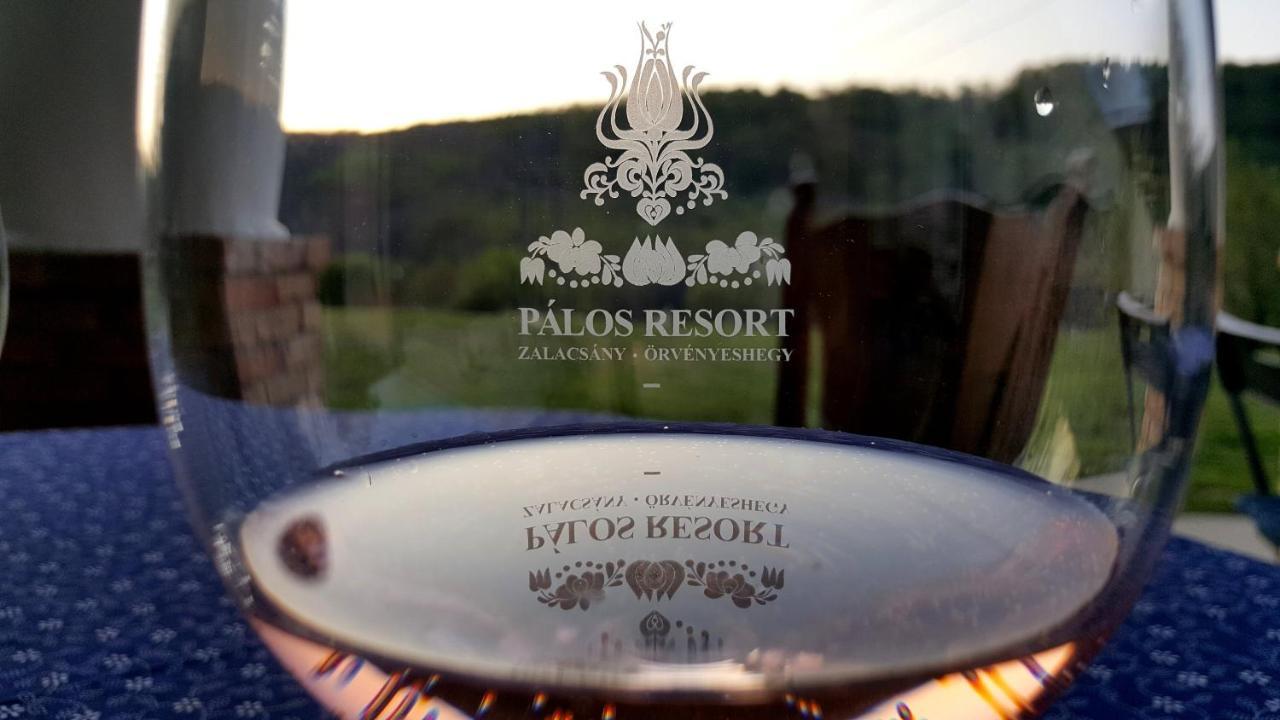 Palos Resort Zalacsány Екстериор снимка
