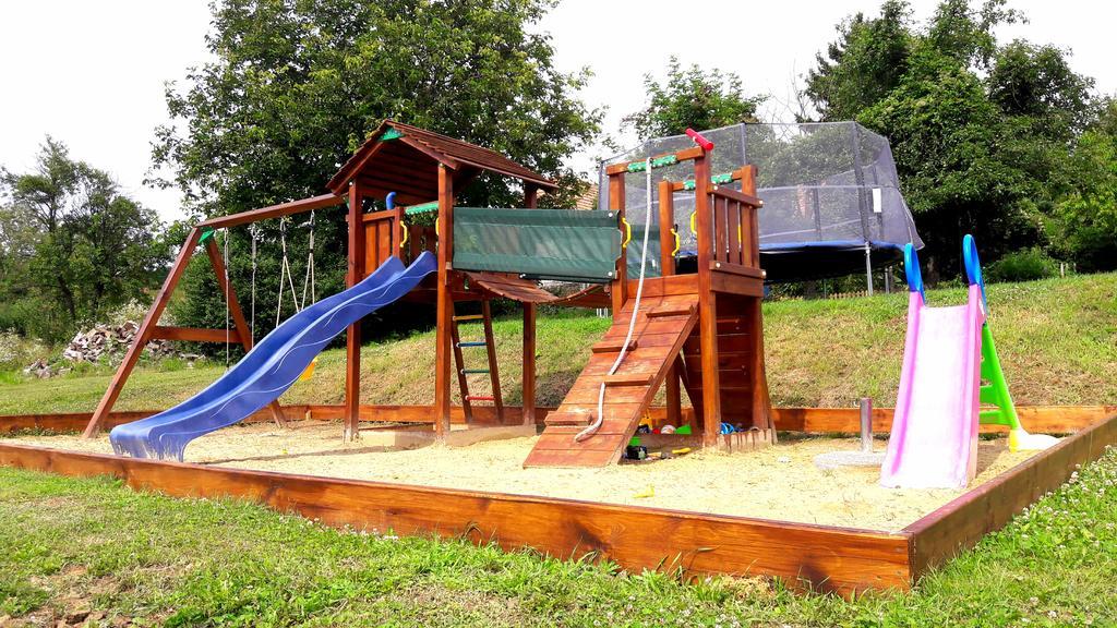 Palos Resort Zalacsány Екстериор снимка